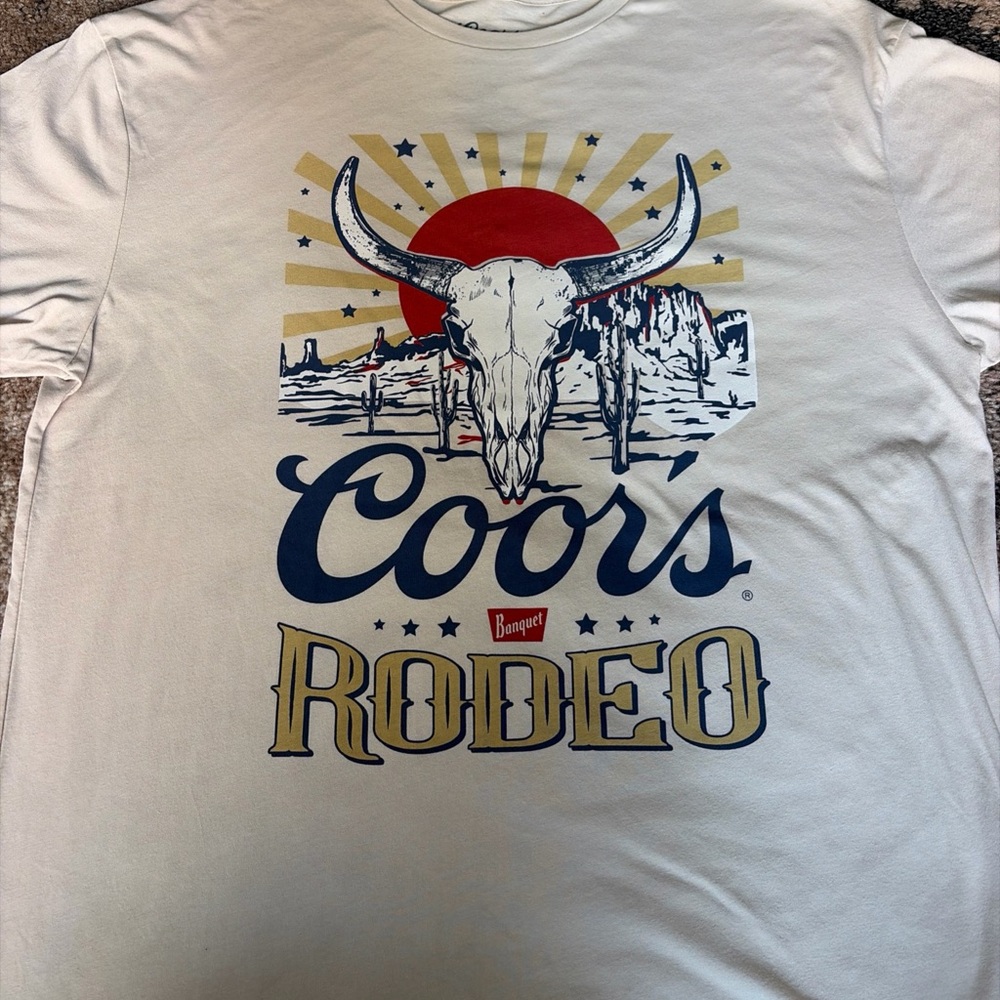 Rodeo Graphic T-Shirt - Cream